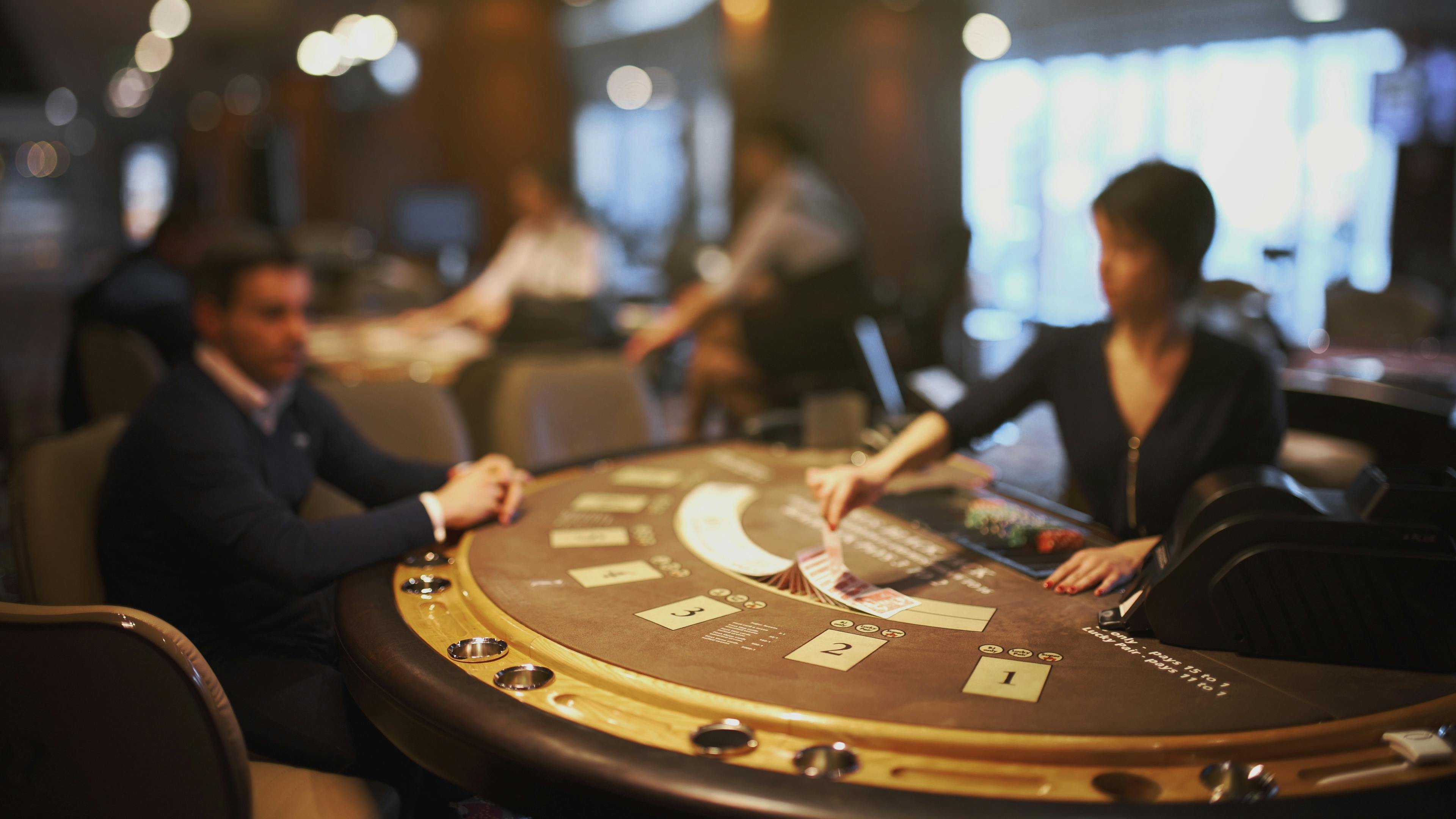 Pemandangan dinamis judi sportsbook dan live casino di Indonesia